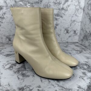 Ted Baker Womens Neyomi Block Heel Ankle Boot Size 38/7.5 Cream Natural Leather